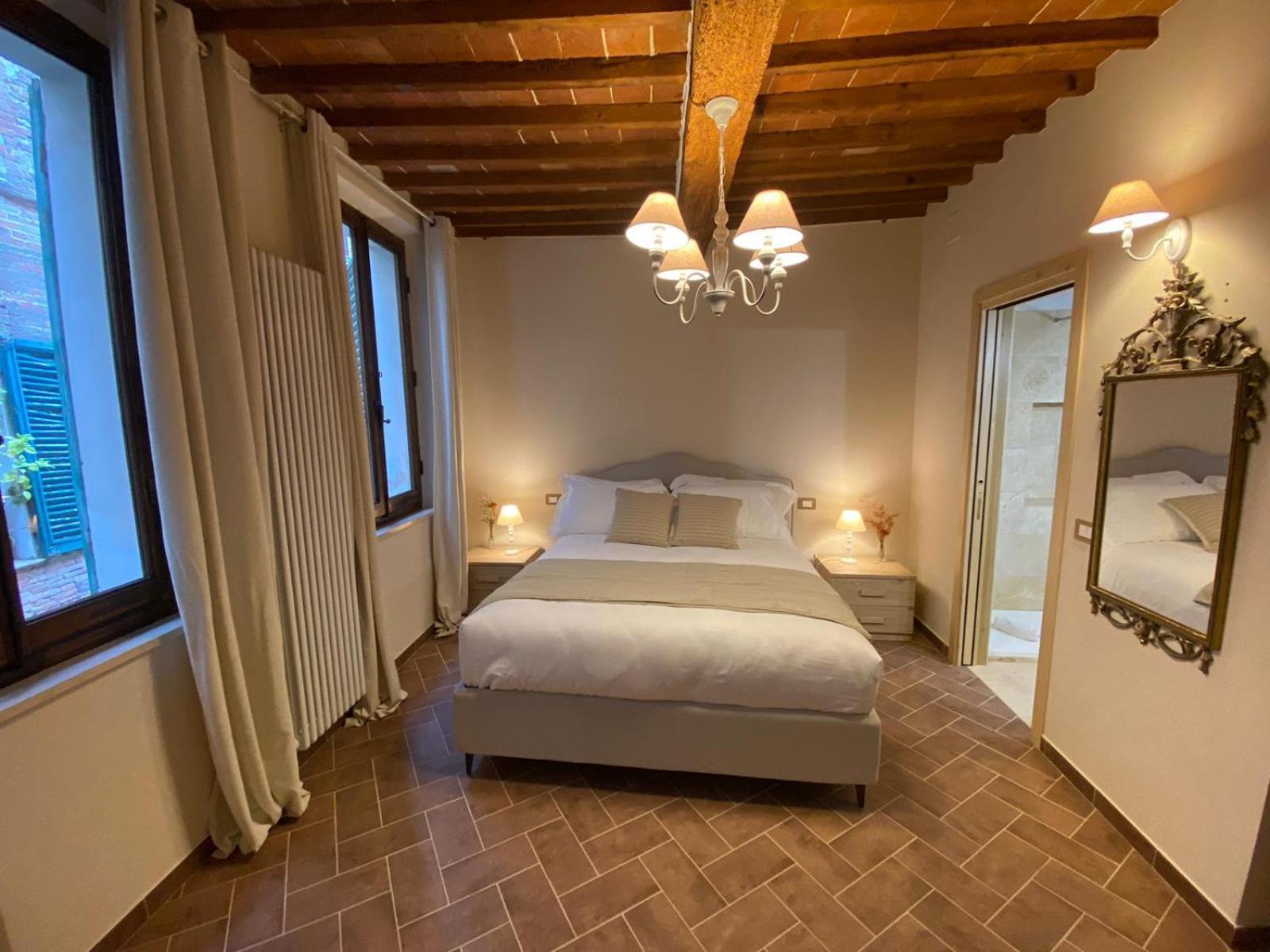 Lastamperia19 Camere-Rooms Montepulciano Stazione Buitenkant foto