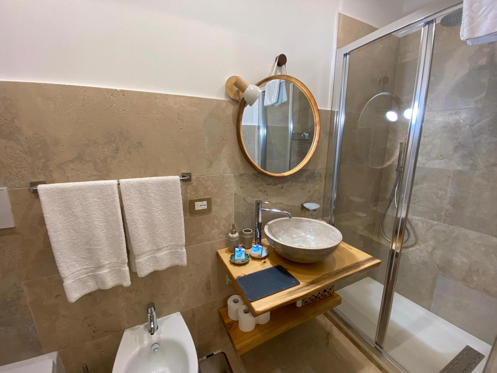 Lastamperia19 Camere-Rooms Montepulciano Stazione Buitenkant foto