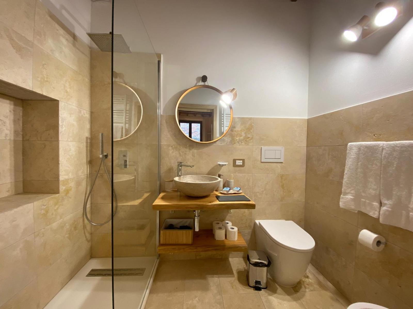 Lastamperia19 Camere-Rooms Montepulciano Stazione Buitenkant foto