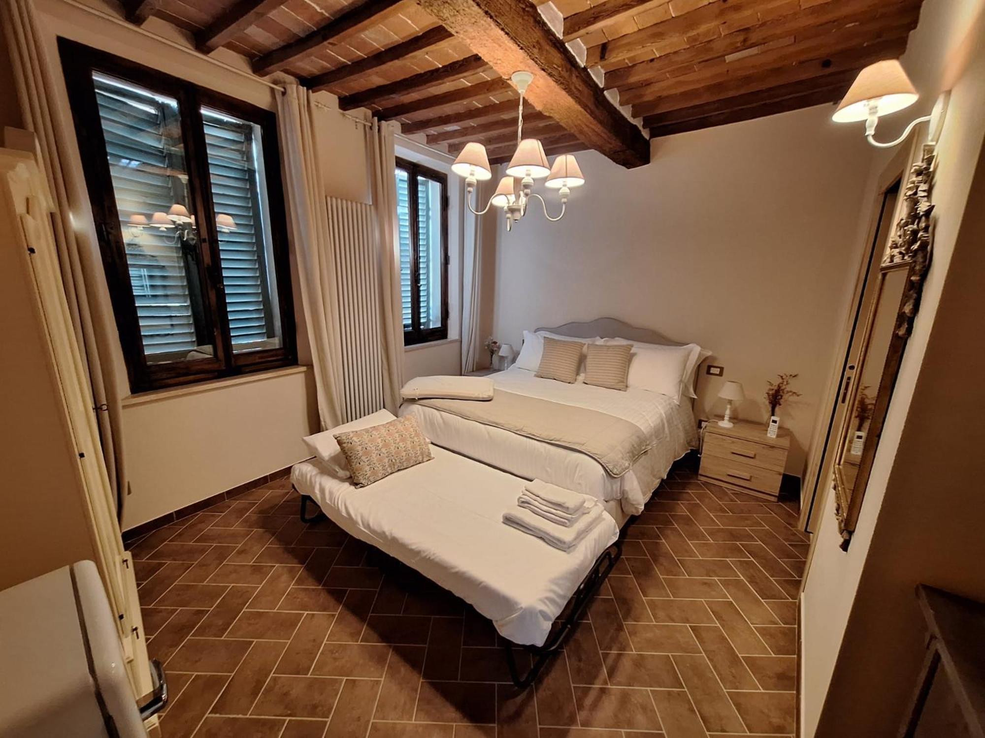 Lastamperia19 Camere-Rooms Montepulciano Stazione Buitenkant foto